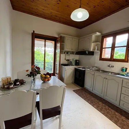 Lemon Tree House Сasa de vacaciones *