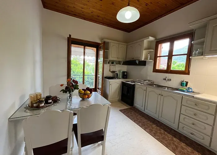 Lemon Tree House Дом отдыха *